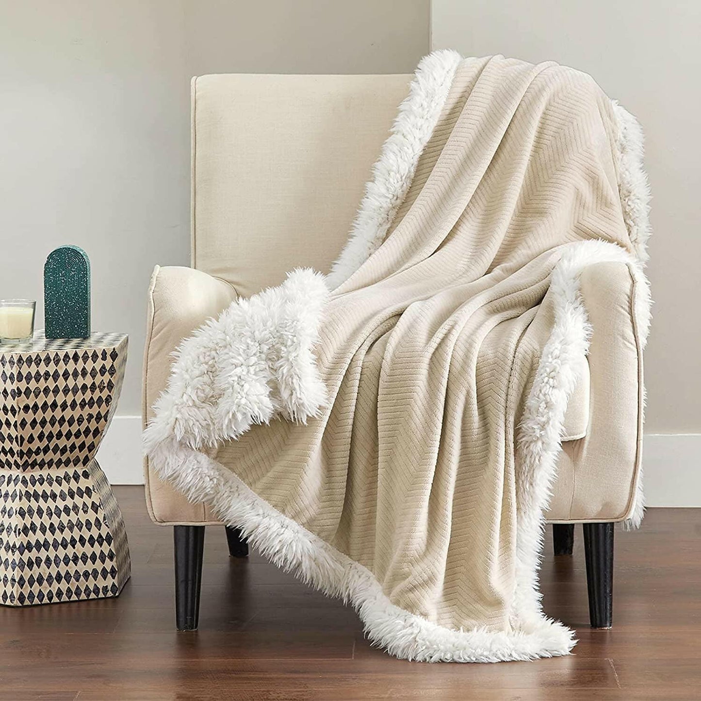 Sherpa Fleece Throw Blanket - Beige Throw Winter Warm Plush Thermal Blanket, Lightweight Cozy Soft Throw Blanket Herringbone, Sherpa Throw Blankets for Couch, Throw Blanket (50 X 60 Inches)